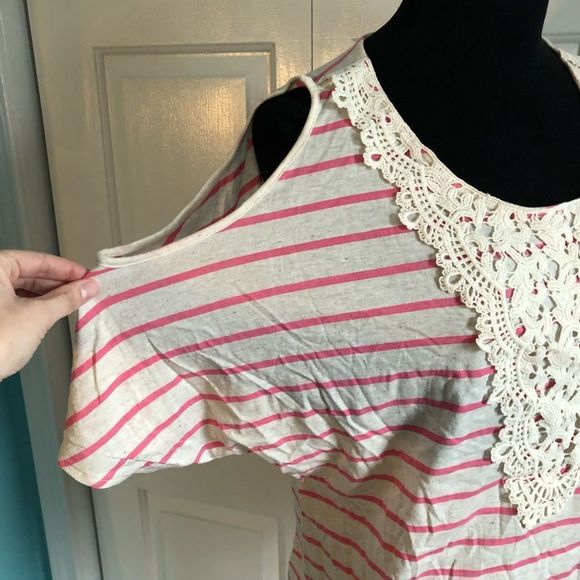 Striped Cold Shoulder Tee - Picture 3 of 5